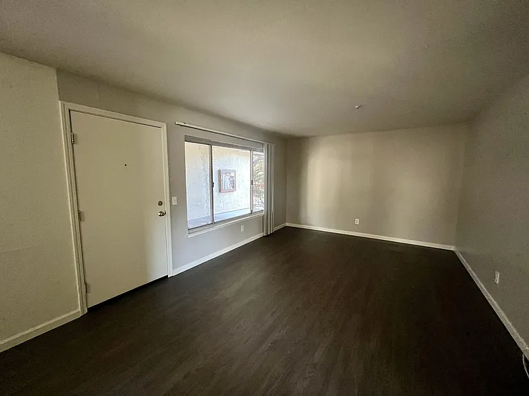 1851 Salem Ave — Photo 3