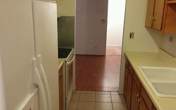 4th image of 23451 S Western Ave #J