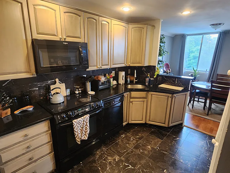3245 Rio Dr #502 — Photo 5