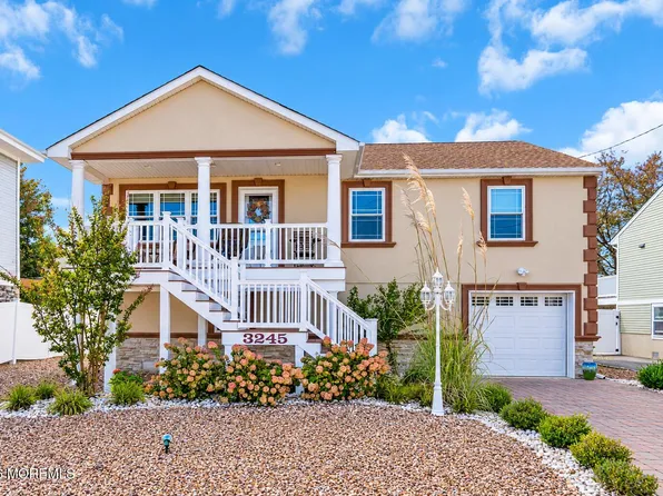 3245 Windsor Avenue, Toms River, NJ 08753