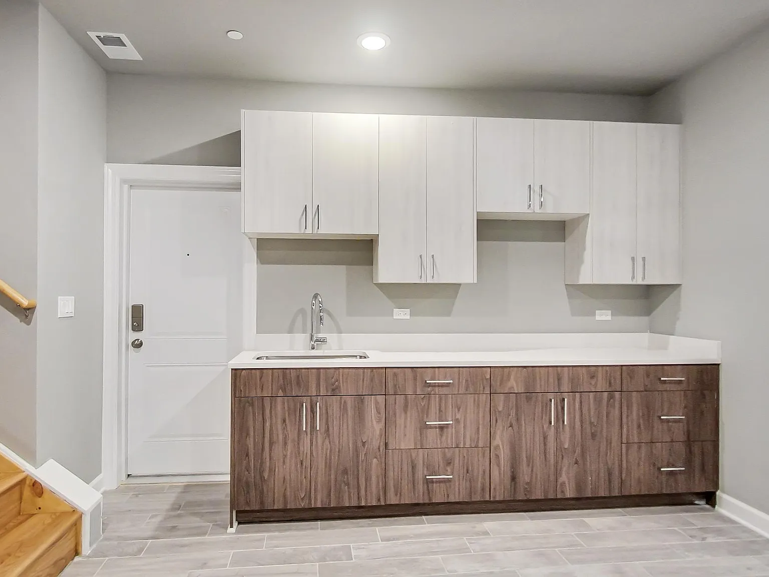 3 bed, 2.0 bath, $2,700 — Photo 4