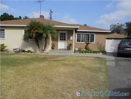 2nd image of 1023 W Camila Rd