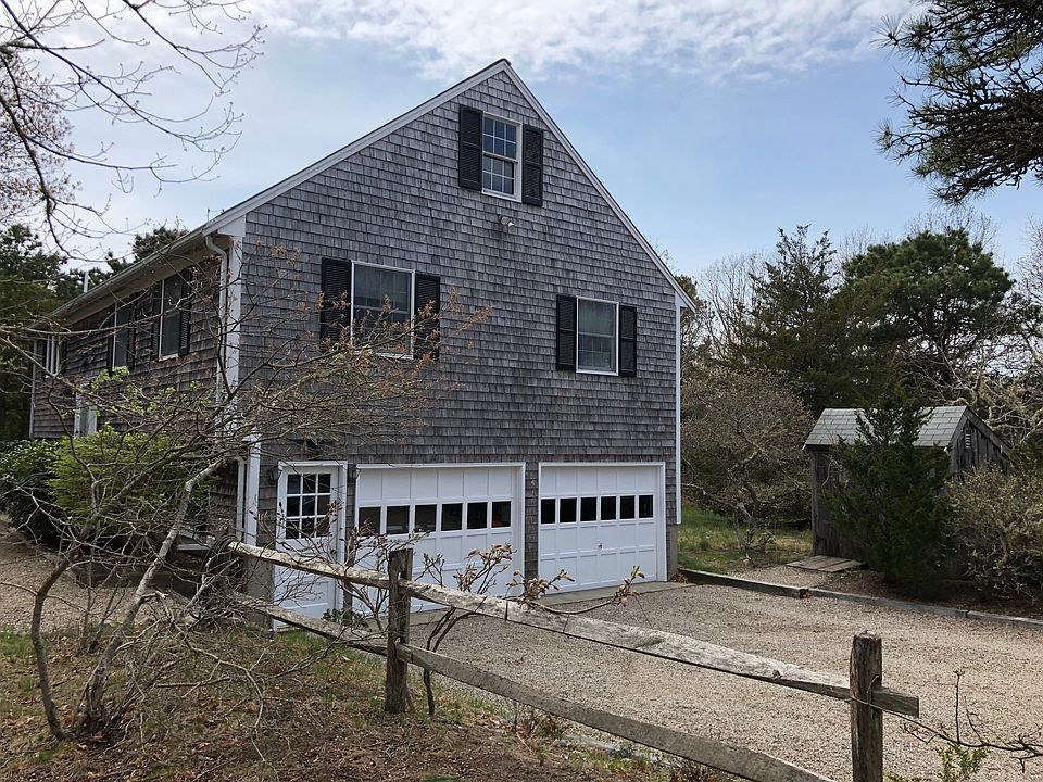 2nd image of 120 Quail Cover Ln