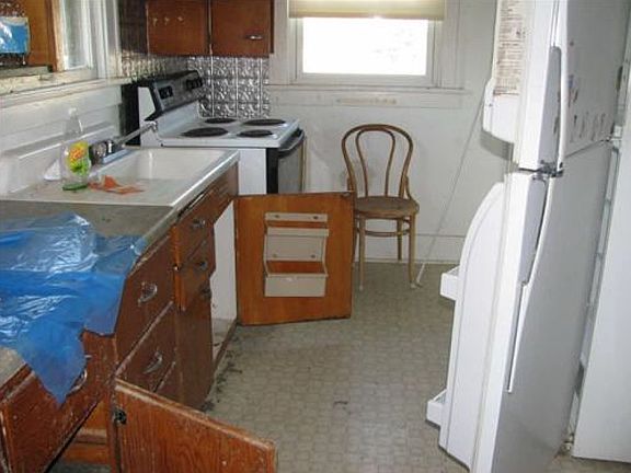4th image of 56 N Ivan Ave