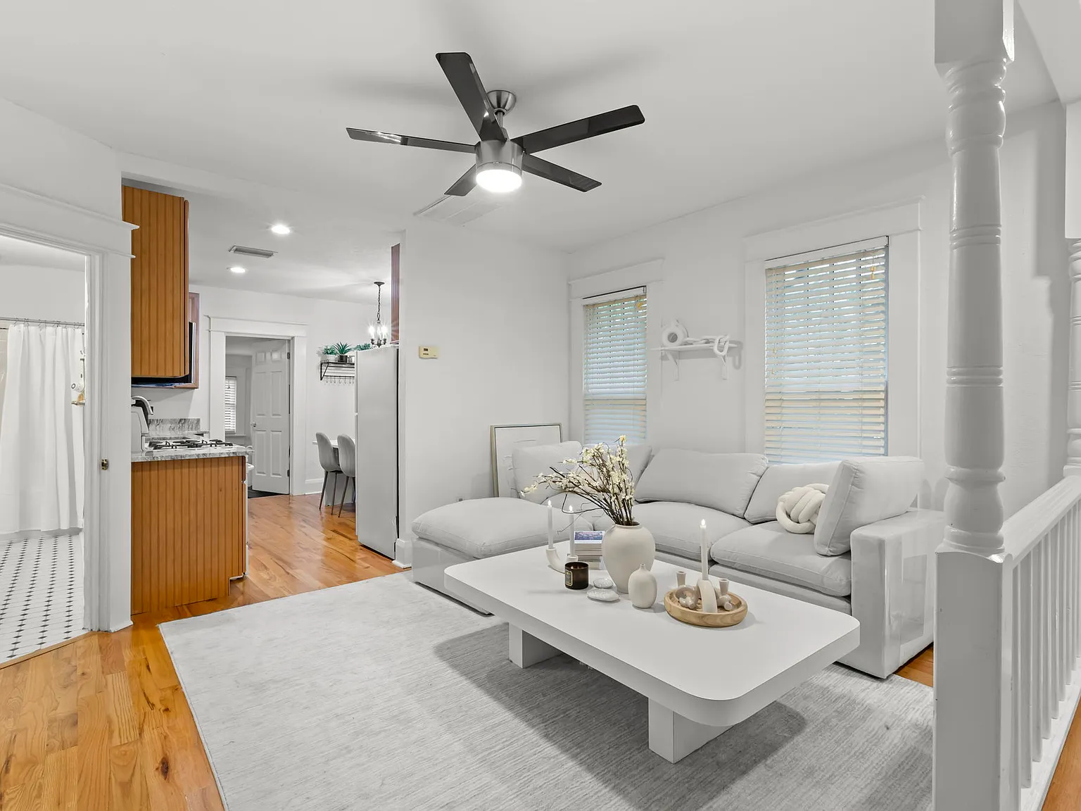 2 bed, 1000 sqft, $2,550 — Photo 3