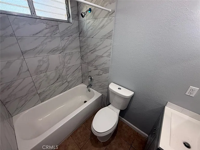 43051 Yew St — Photo 12