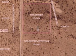 1886 S Gleeson Rd, Golden Valley, AZ 86413