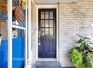 22 Birdsilver Gdns, Toronto, ON M1C 4M5