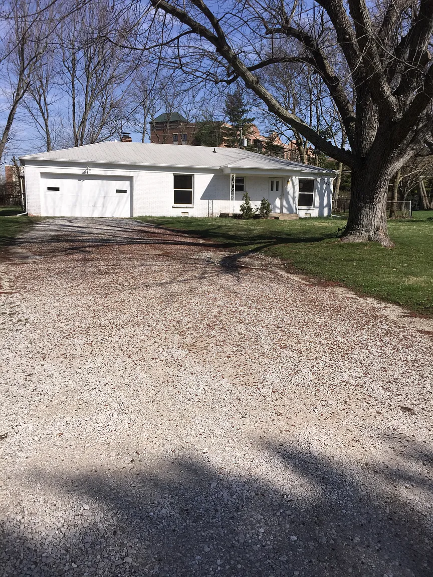2620 Westleigh Dr photo 1