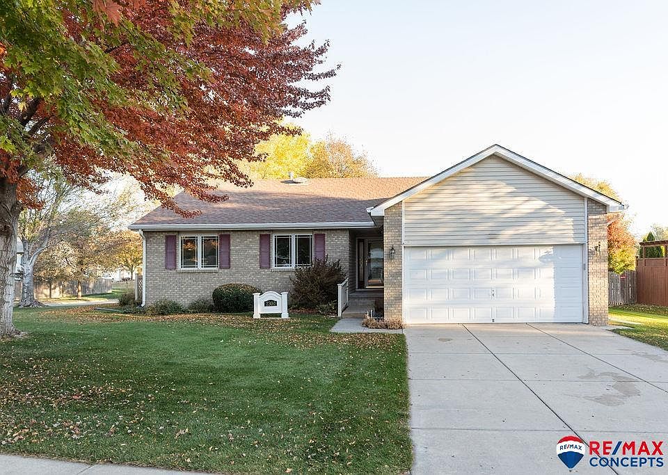 1st image of 2300 Greenspire Cir