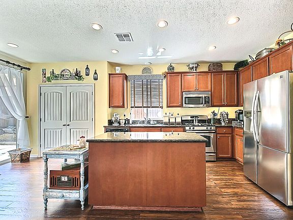 4th image of 3901 Osprey Dr