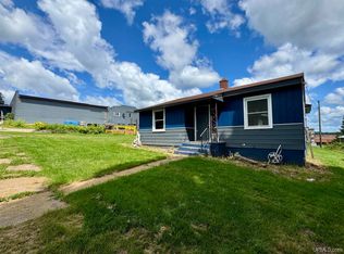 204 Marquette Ave, Crystal Falls, MI 49920