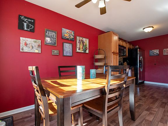 5th image of 335 Buckingham Cir APT A