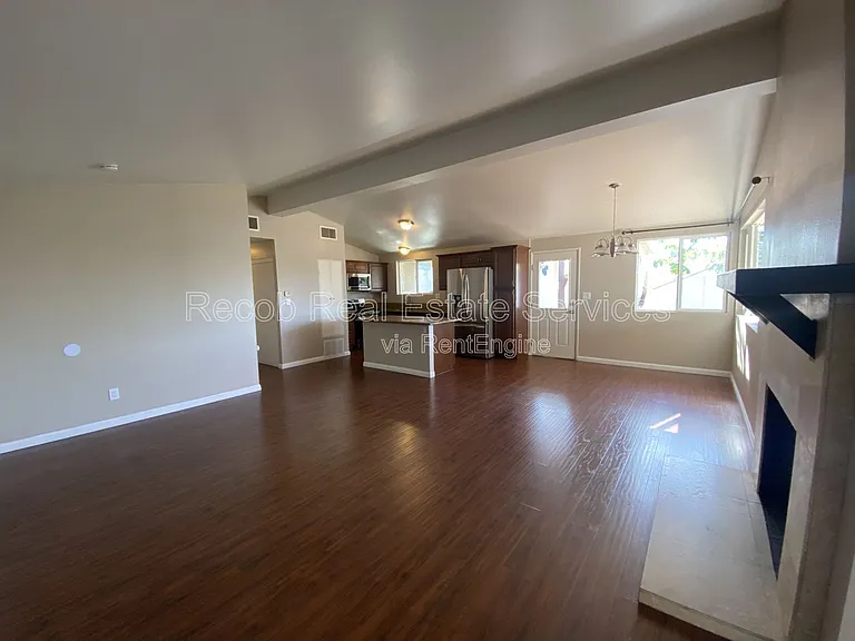3002 Skipper St — Photo 4