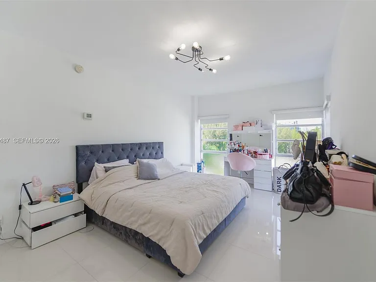 880 NE 69th St #5L — Photo 19