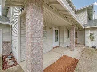 857-867 SW Hartley Ave, Gresham, OR 97030