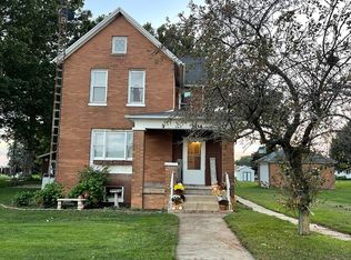 204 S Locust St, Sublette, IL 61367