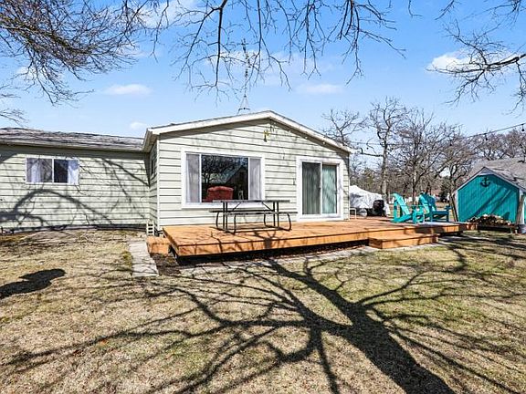 4th image of 9153 Drury Ln