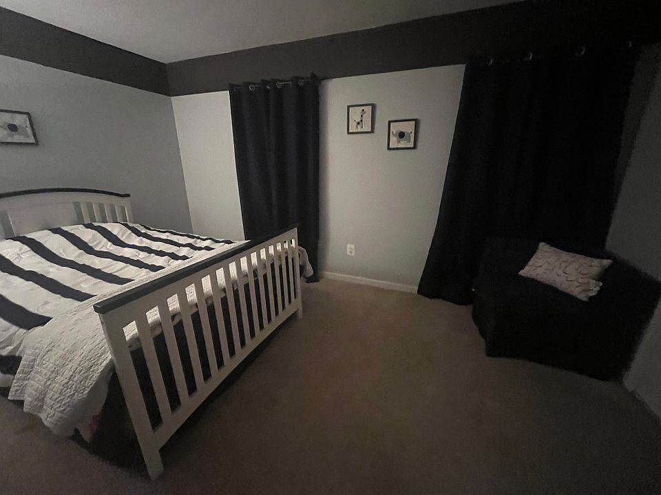 1st image of 9329 Birch Cliff Dr