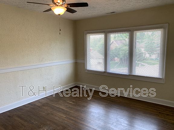 5th image of 3504 E Fall Creek Parkway North Dr APT 3