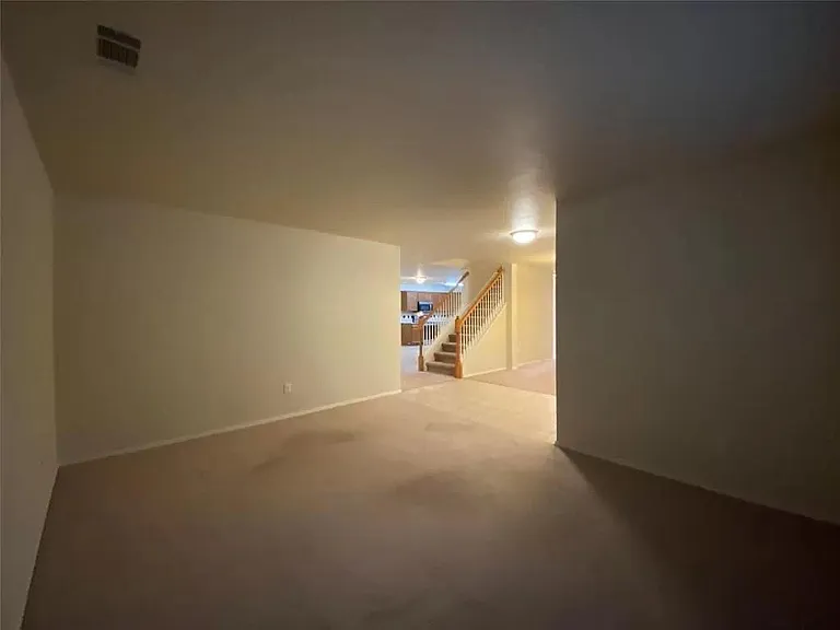 6315 Tara Ln — Photo 10