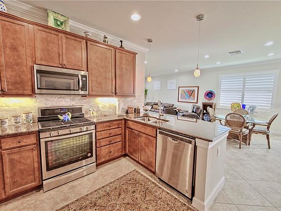 5th image of 6714 Haverhill Ct