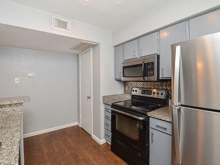 4635 Wild Indigo St #498 — Photo 15