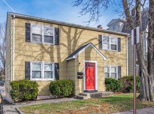 17 Cedar St, Bloomfield, NJ 07003