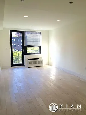 Rented by Kian Realty | media 17