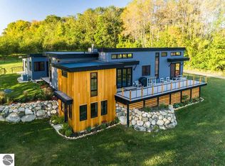 6377 N West Bay Shore Dr, Northport, MI 49670