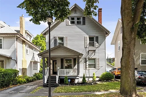 102 Colby St #4 Photo 1