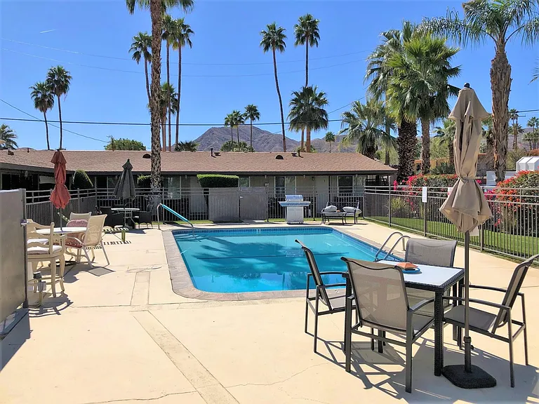 68365 Tahquitz Rd #D2 — Photo 23