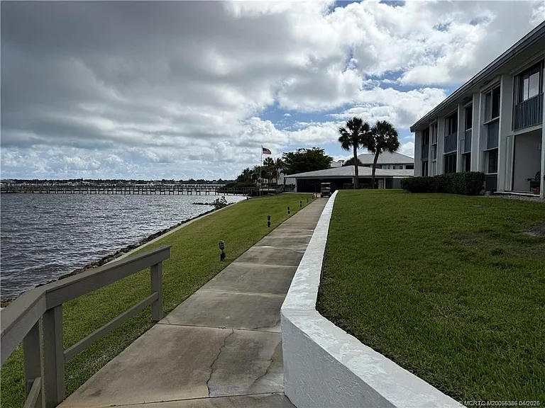 175 SE Saint Lucie Blvd #H207 — Photo 21
