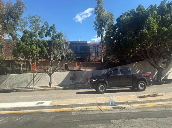 15515 W Sunset Blvd Unit B11, Pacific Palisades, CA 90272