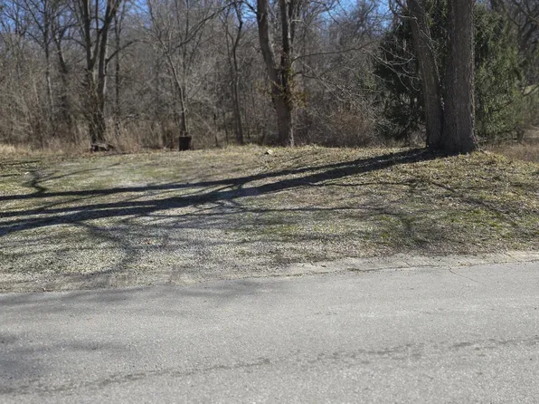 1440 N 16th Street, Ozark, MO 65721