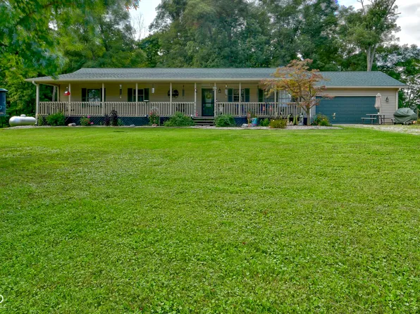 7242 N Bittersweet Rd, Morgantown, IN 46160