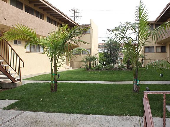 5th image of 904 S Catalina Ave #F