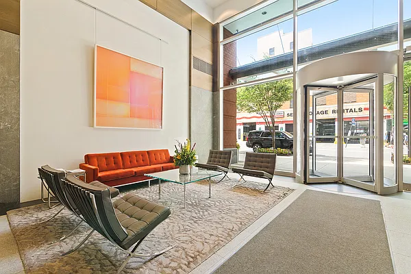 Rented by Compass | media 9