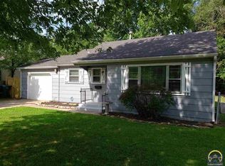 2429 SW Duncan Dr, Topeka, KS 66614