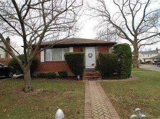 56 Harold Ave, Hempstead, NY 11550