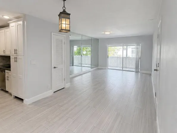 6521 Bay Club Dr, Fort Lauderdale, FL