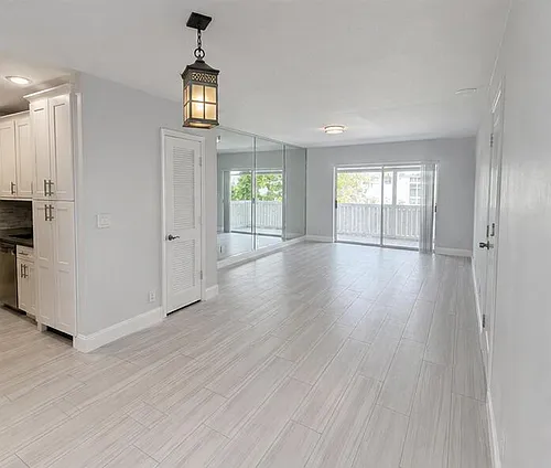 6521 Bay Club Dr #4 Photo 1