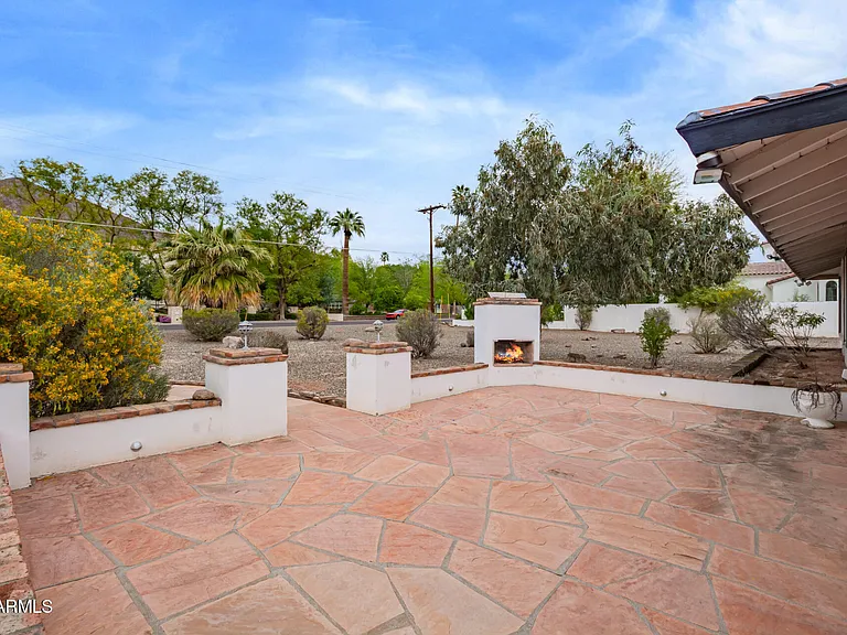 5401 E Exeter Blvd — Photo 6