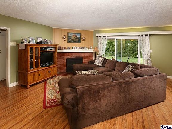 4th image of 11024 Nassau Ave