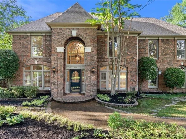 9566 Doe Meadow Dr, Germantown, TN 38139