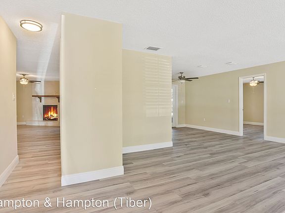 4th image of 1781 King Edward Dr