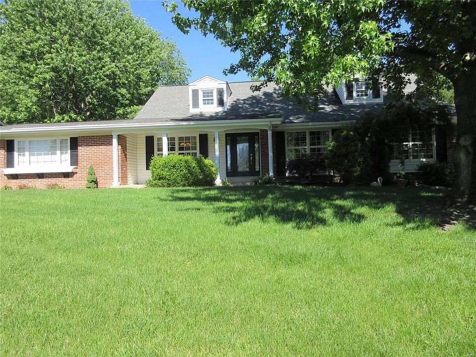 1st image of 404 Sunnyslope Dr