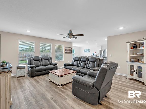 4th image of 24184 Rieger Dr