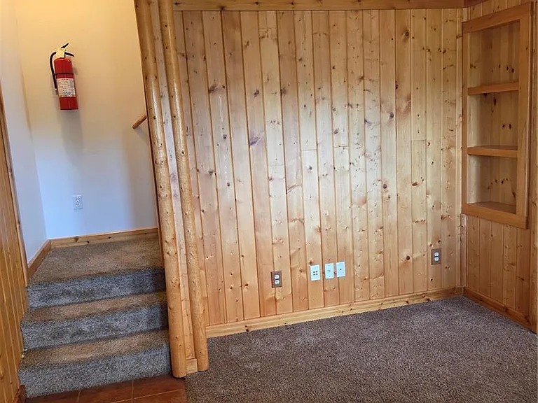 305 Private Dr — Photo 24
