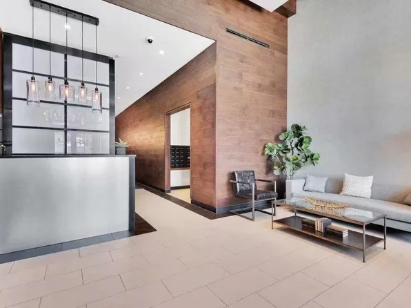 27-21 44th Dr #605, Long Island City, NY 11101